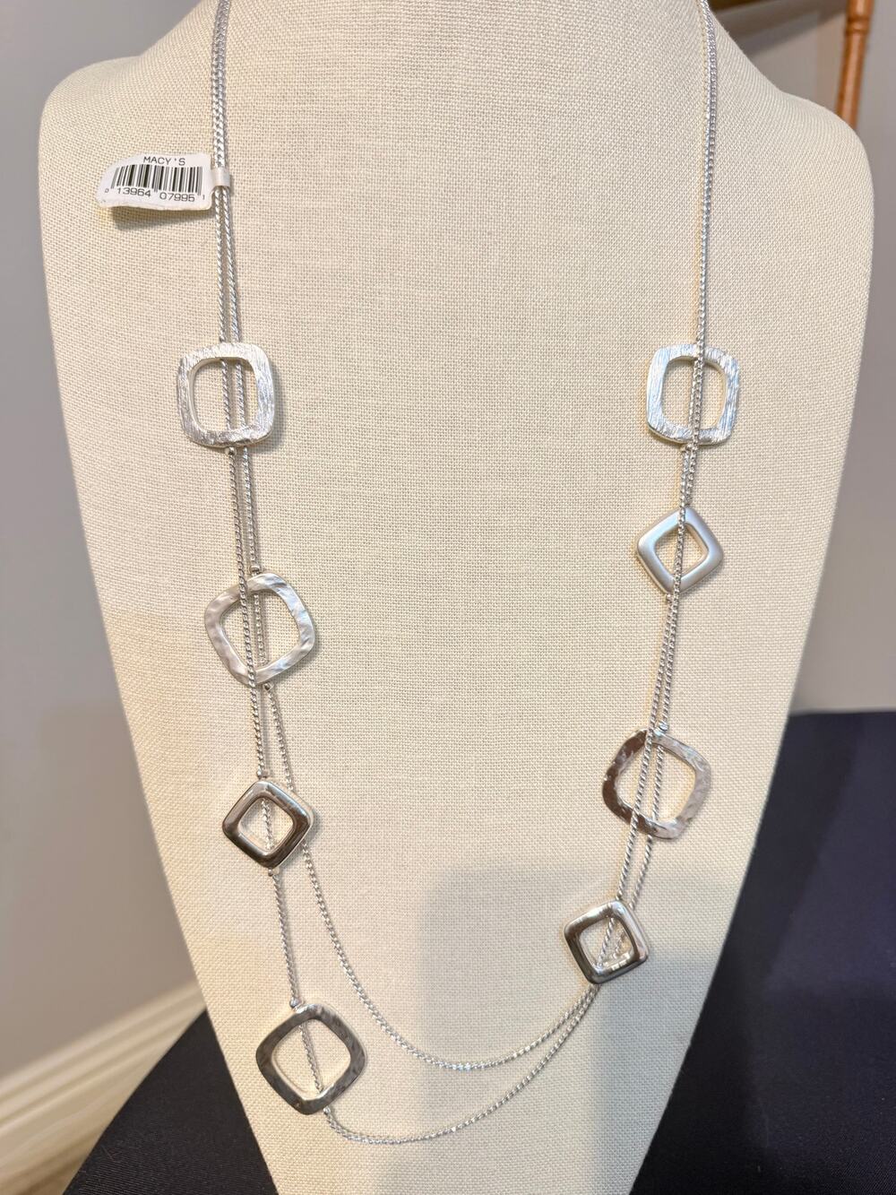 Vintage NOS Macy’s Silver Tone Geometric Necklace 32”